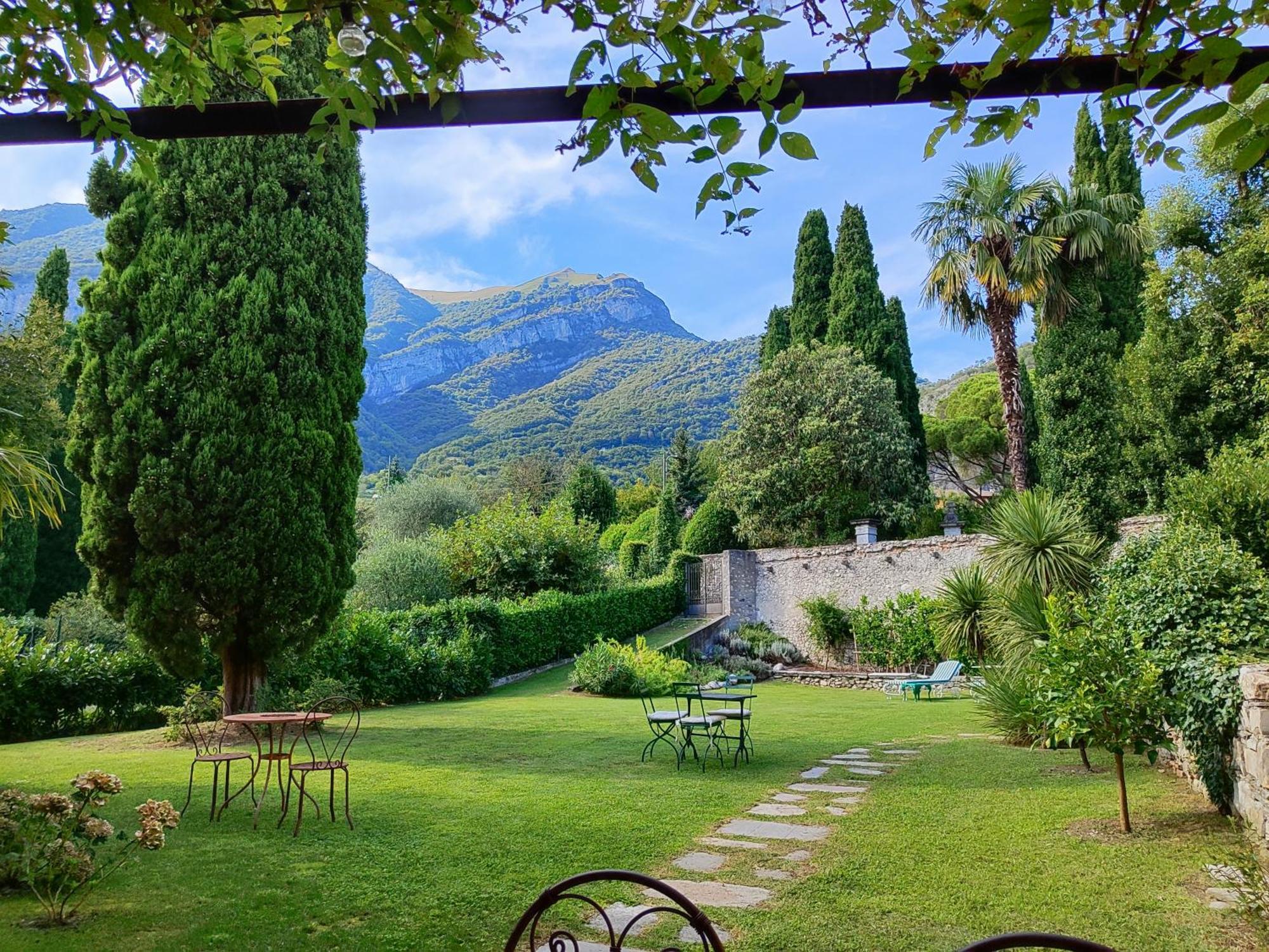 Casa Lumaca Bed & Breakfast Tremezzo Exterior photo